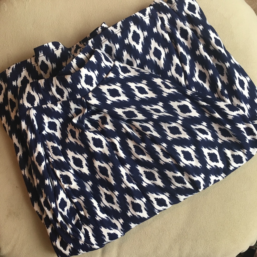 LLR Azure skirt. With pockets!